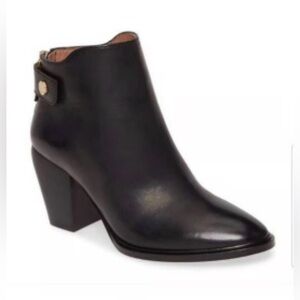 Louise et cie. Black Leather Boots. Size 8